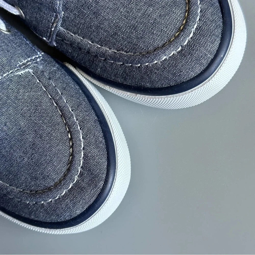 Gymboree Little Boys Size 13 Chambray Canvas Shoes Tennis Flat Sneakers